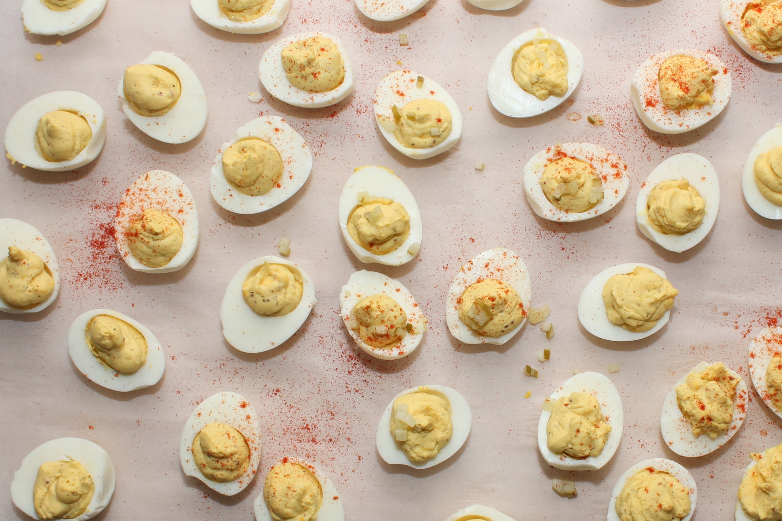 http://www.bearandbugeats.com/best-deviled-eggs/deviled-eggs-8/